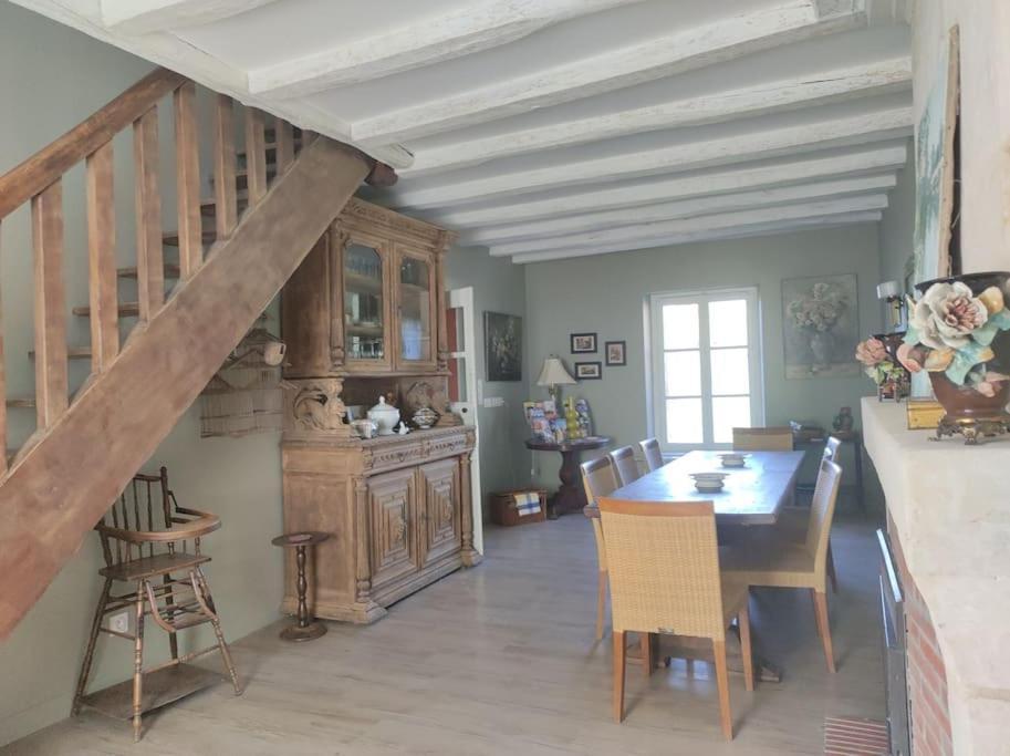 Le Gite De Sissi Lavardin  Buitenkant foto